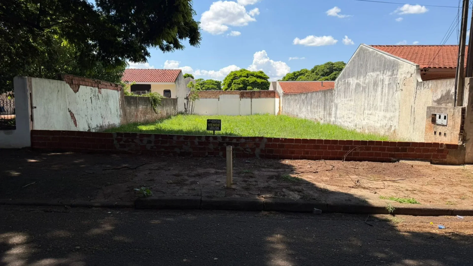 Terrenos residenciais à venda no Jardim Alvorada em Maringá