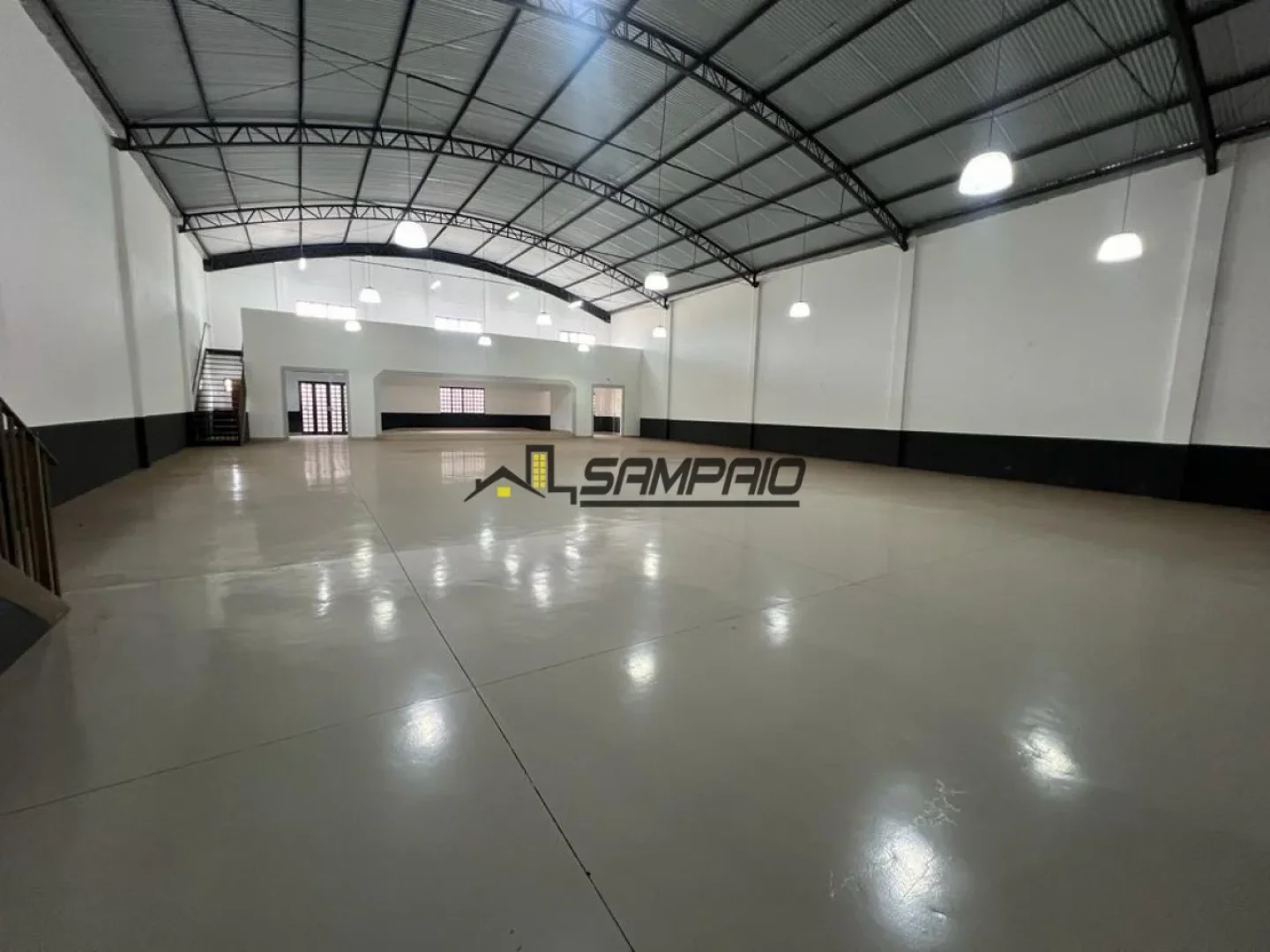 Barracão Comercial para locação no Jardim Sumaré em Maringá - foto 5