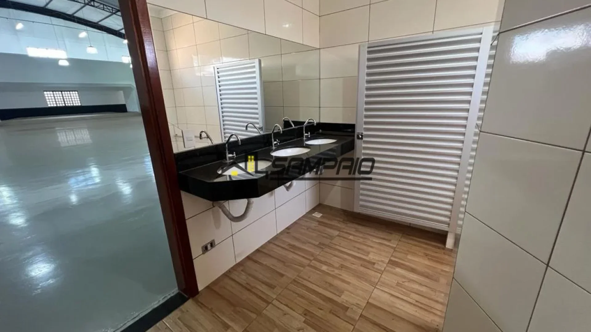 Barracão Comercial para locação no Jardim Sumaré em Maringá - foto 8