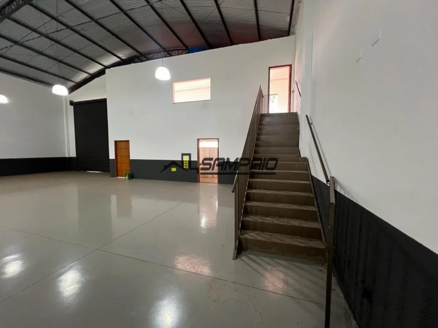 Barracão Comercial para locação no Jardim Sumaré em Maringá - foto 12