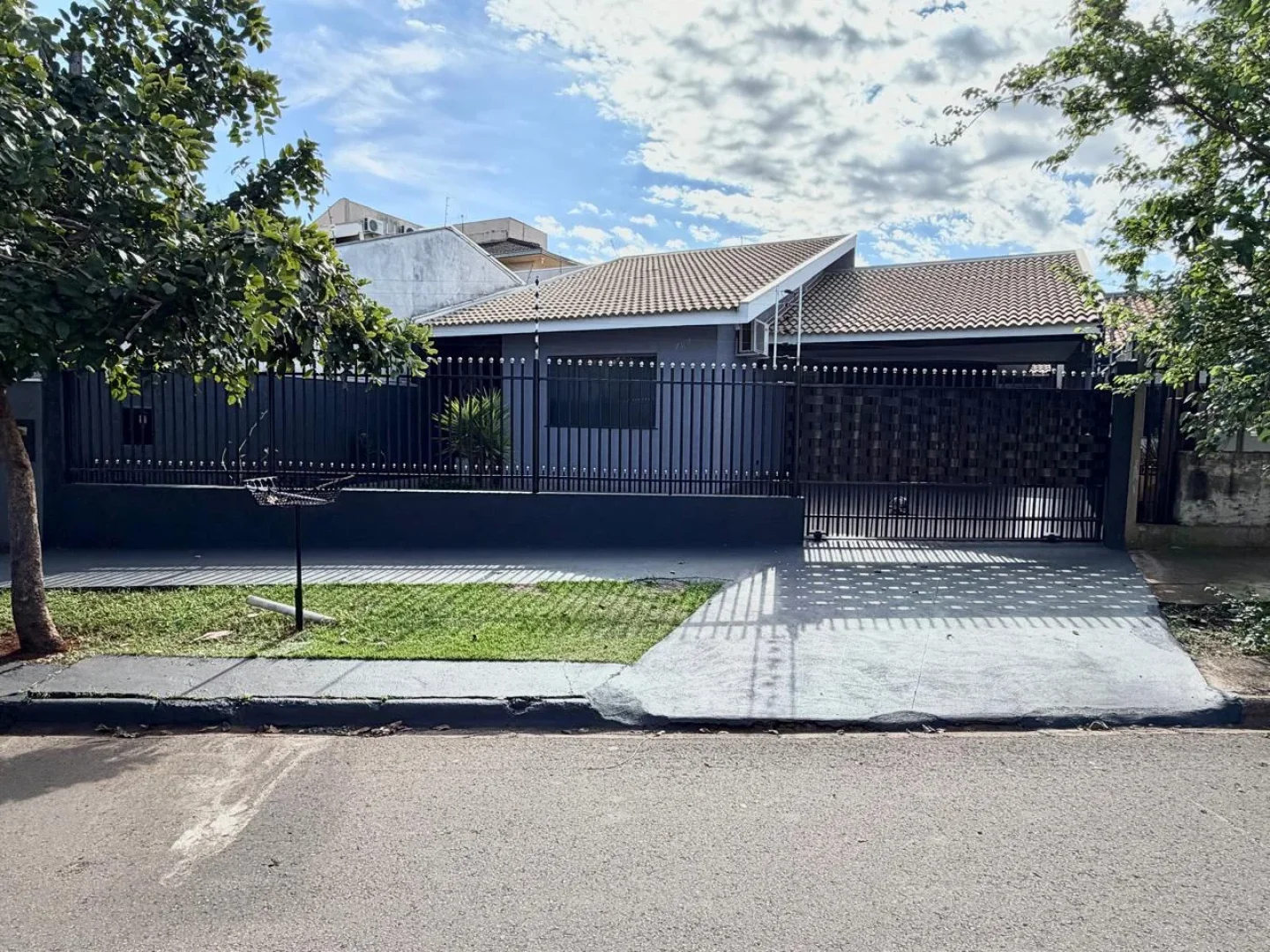 Casas à venda no Jardim Licce em Maringá - foto 1