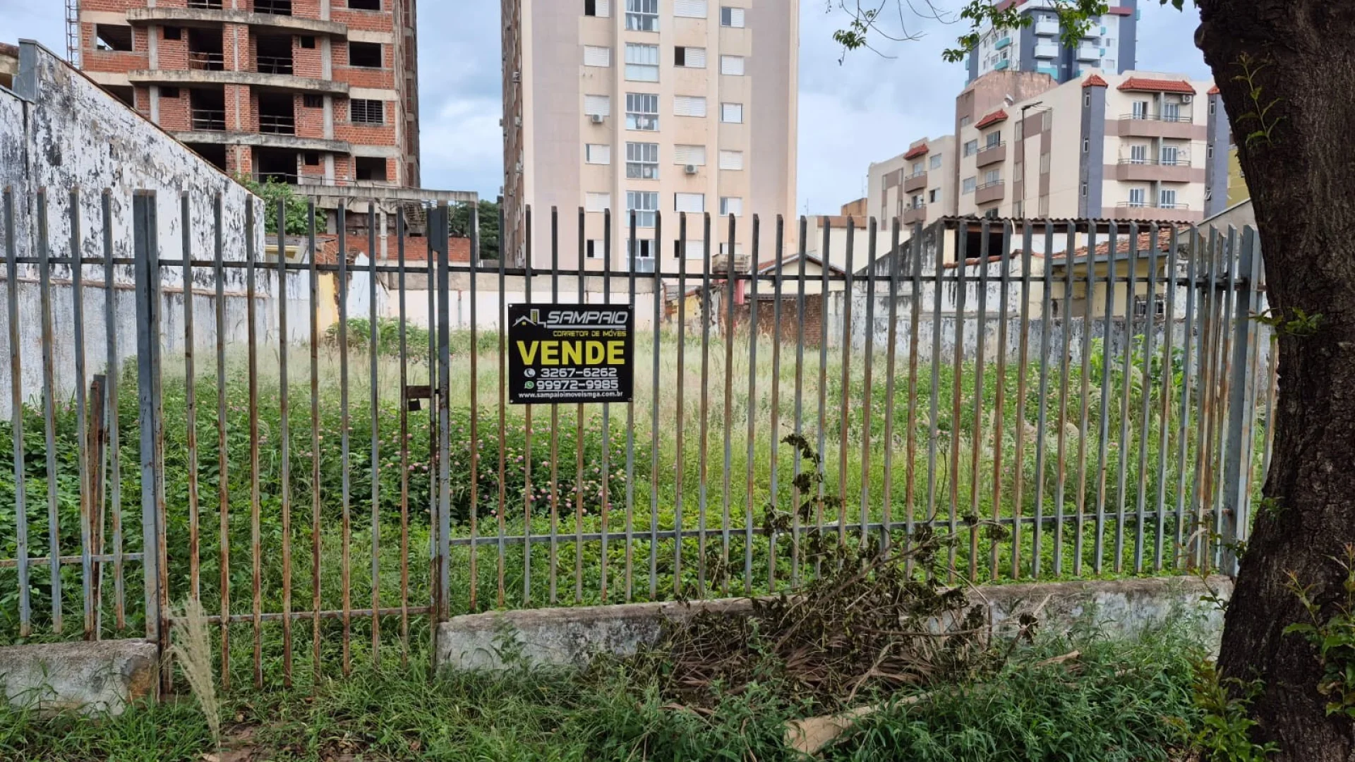 Terrenos residenciais à venda no Vila 07 em Maringá - foto 1