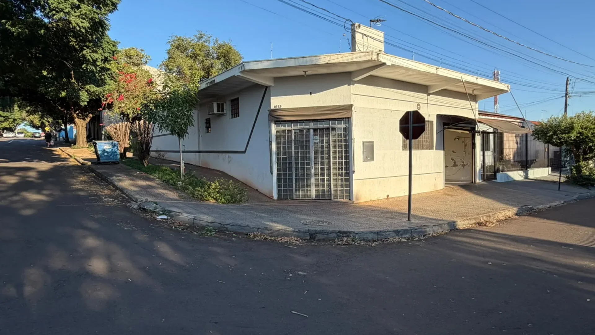 Salão Comercial à venda no Conjunto Branca Vieira em Maringá - foto 1