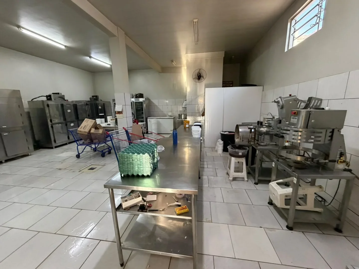 Salão Comercial à venda no Conjunto Branca Vieira em Maringá - foto 4