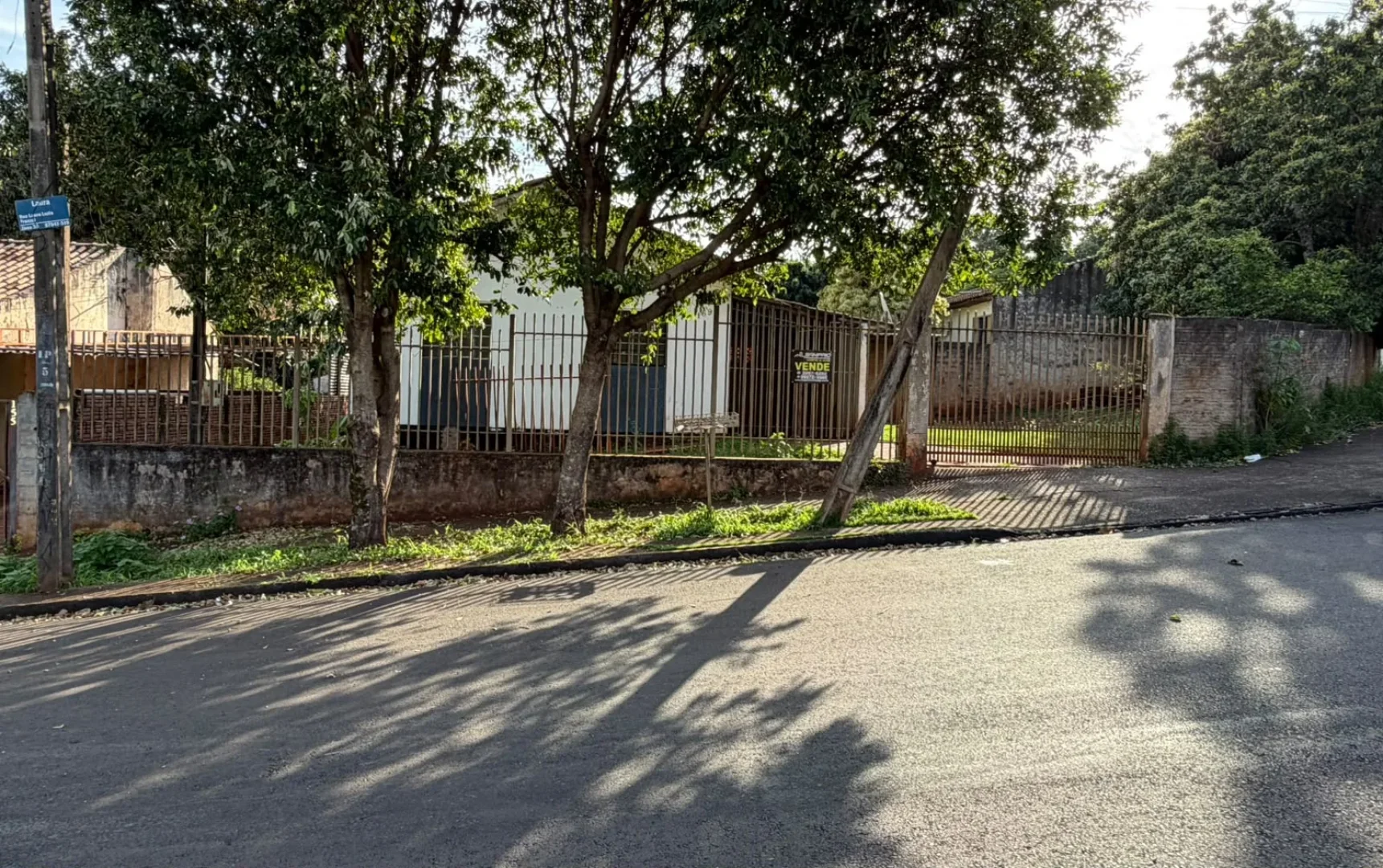 Casas à venda no Conjunto Requião em Maringá - foto 1