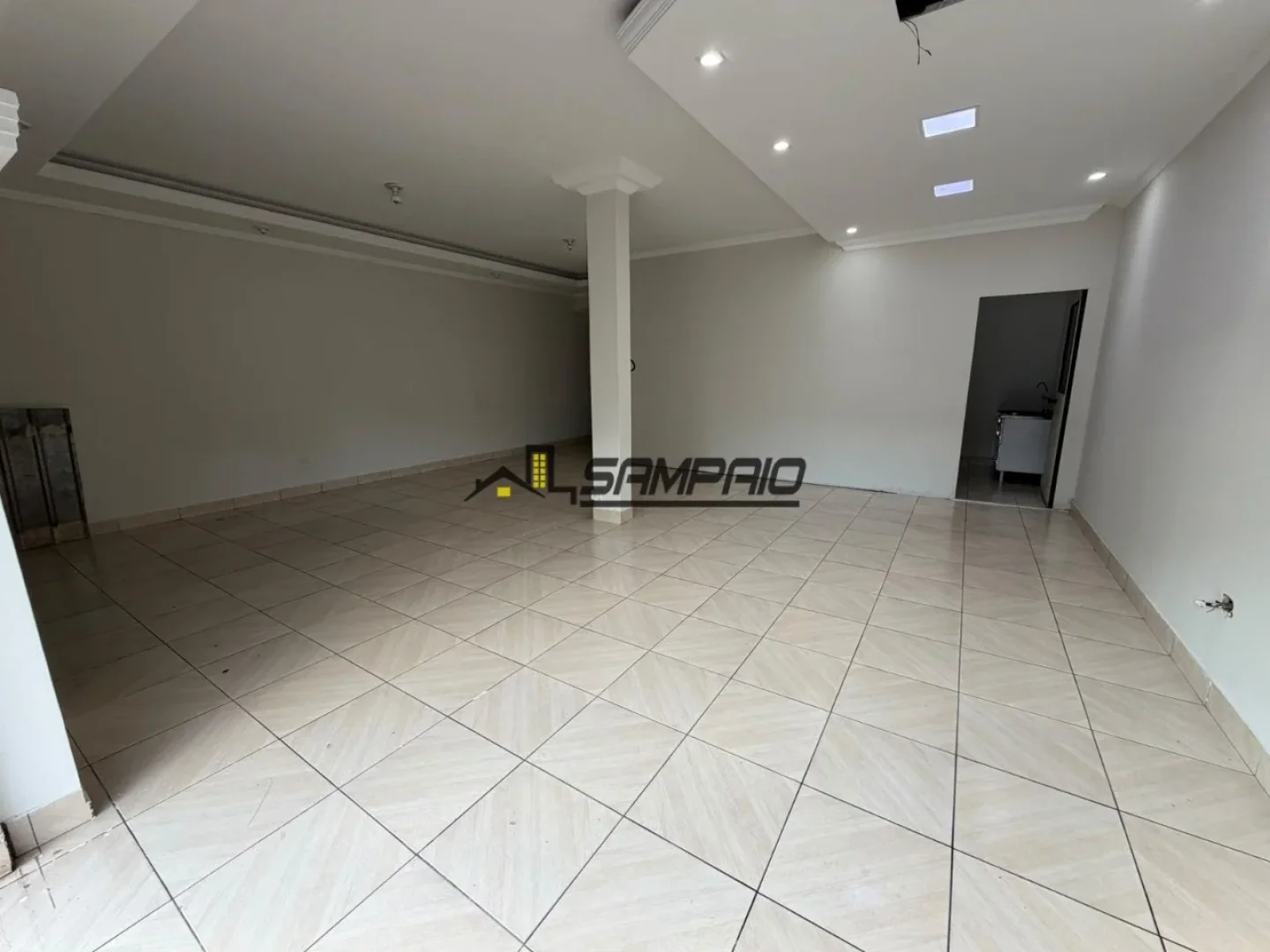 Salão Comercial para locação no Jardim Alvorada em Maringá - foto 5