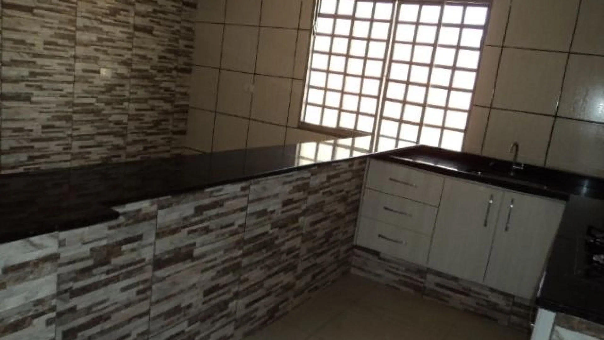 Casas à venda no Jardim Copa Cabana em Maringá - foto 1