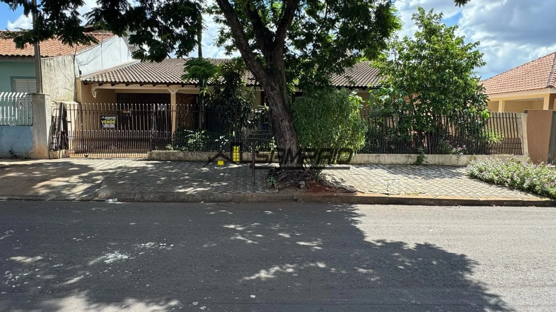 Casas à venda no Jardim Vitoria em Maringá - foto 1
