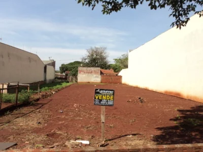 Terrenos comerciais à venda no Jardim Novo Alvorada em Maringá
