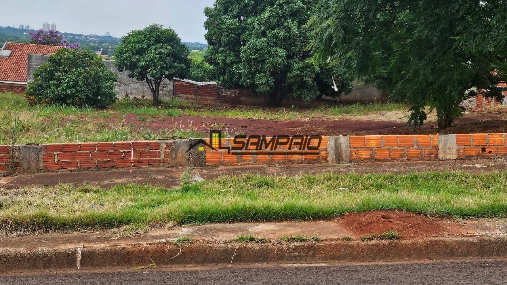 Terrenos residenciais à venda no Jardim Andrade em Maringá - foto 2