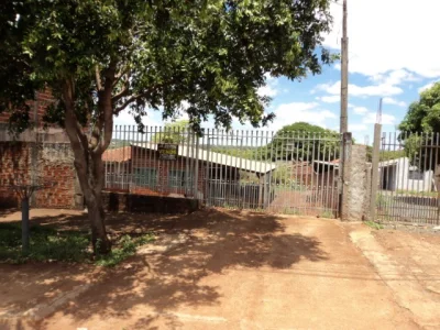 Terrenos comerciais à venda no Jardim Novo Alvorada em Maringá