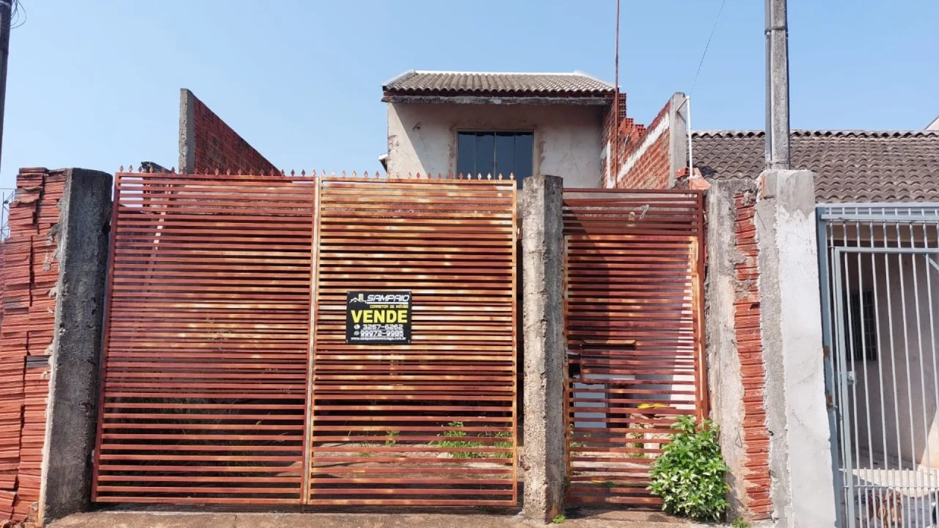 Sobrados à venda no Jardim Novo Alvorada em Maringá - foto 1