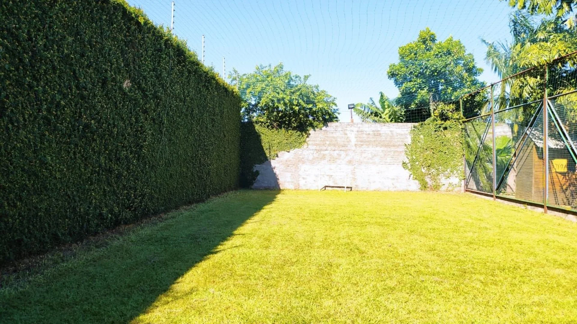 Chácaras em area de lazer à venda no Jardim Portal das Torres em Maringá - foto 4