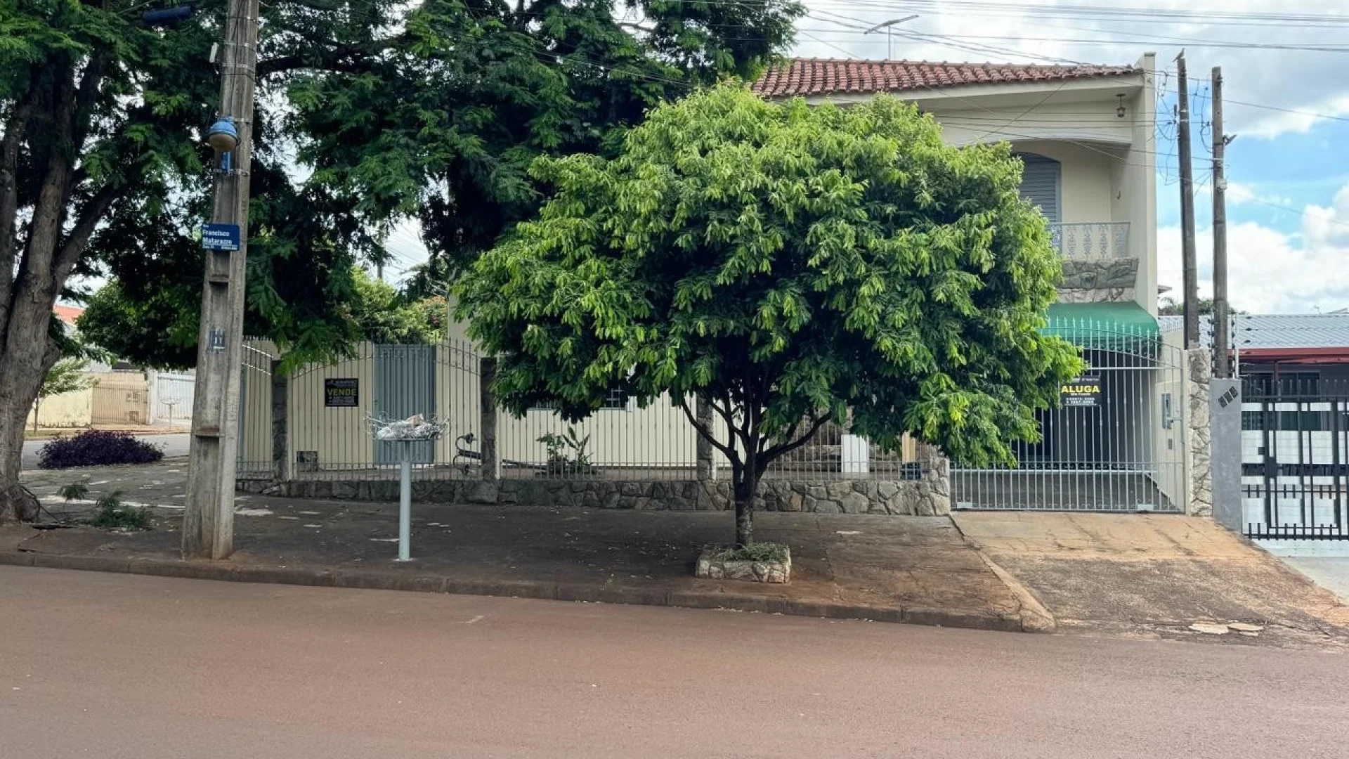 Sobrados à venda no Jardim Alvorada em Maringá - foto 1