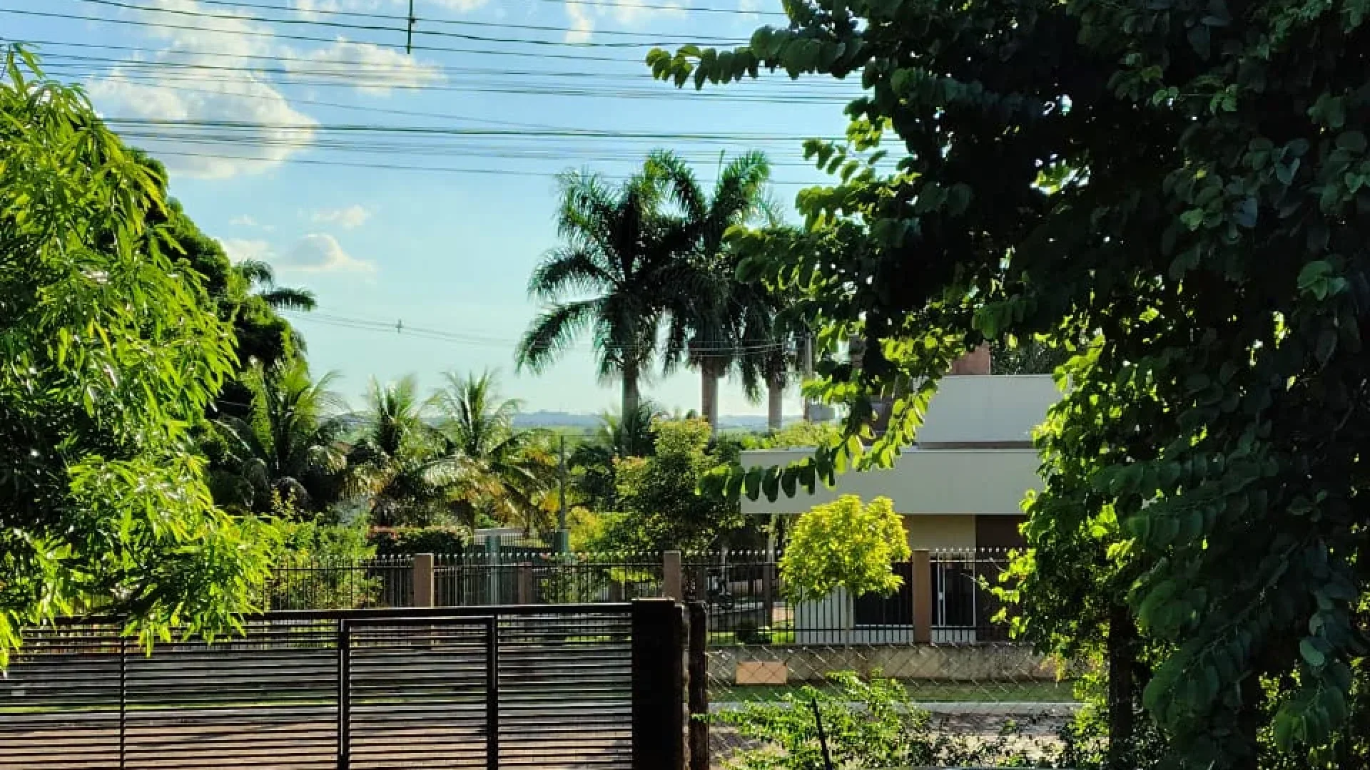 Chácaras em condomínio à venda no Recanto dos Guerreiros em Maringá - foto 1